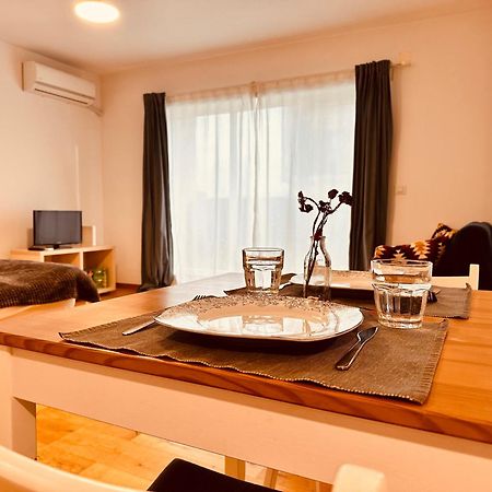 Dreams Studio Отопени Екстериор снимка